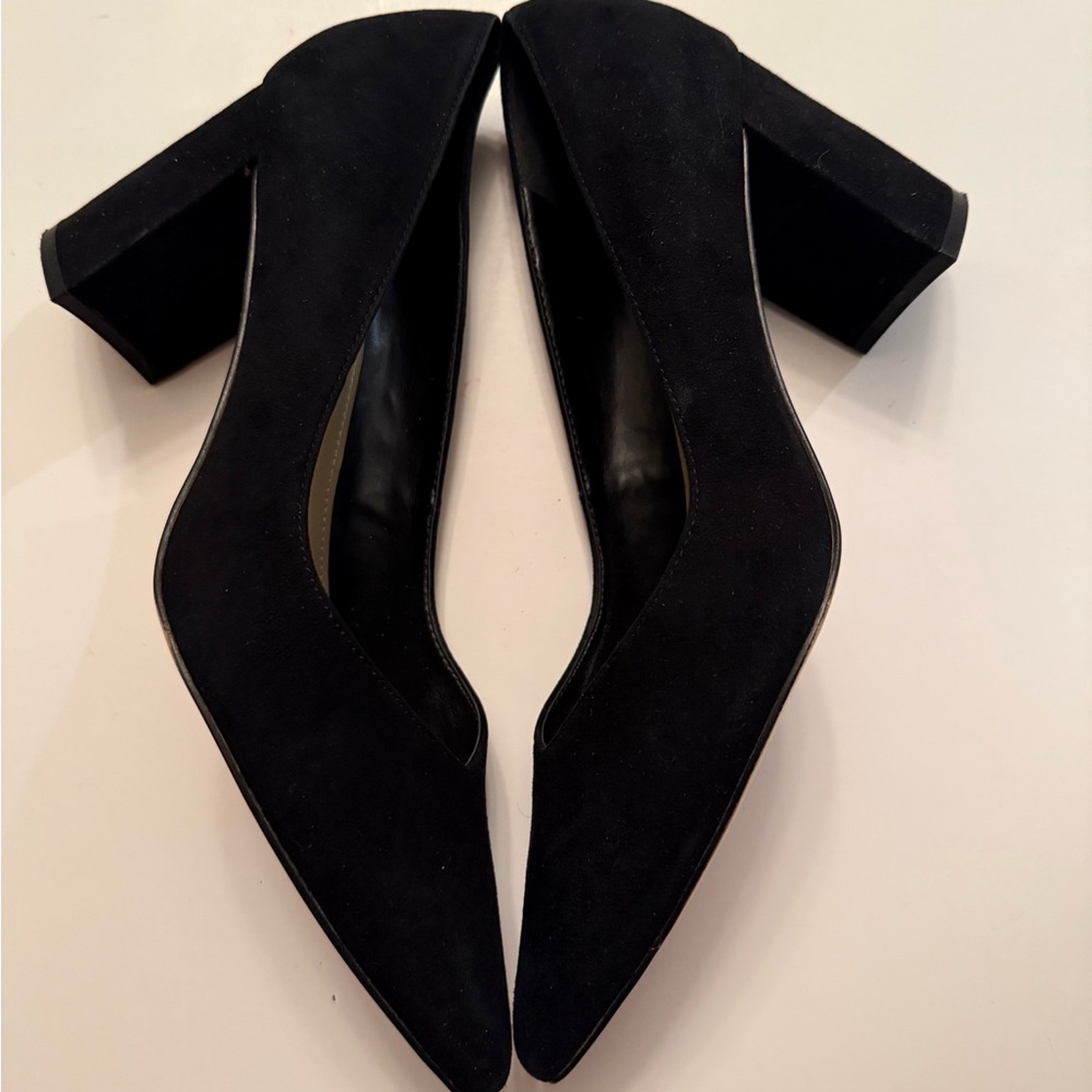 Marc Fisher Suede Block Pump Sz 8 - Picture 2 of 7